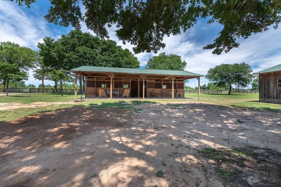 Circle C Barn at Copperas Creek