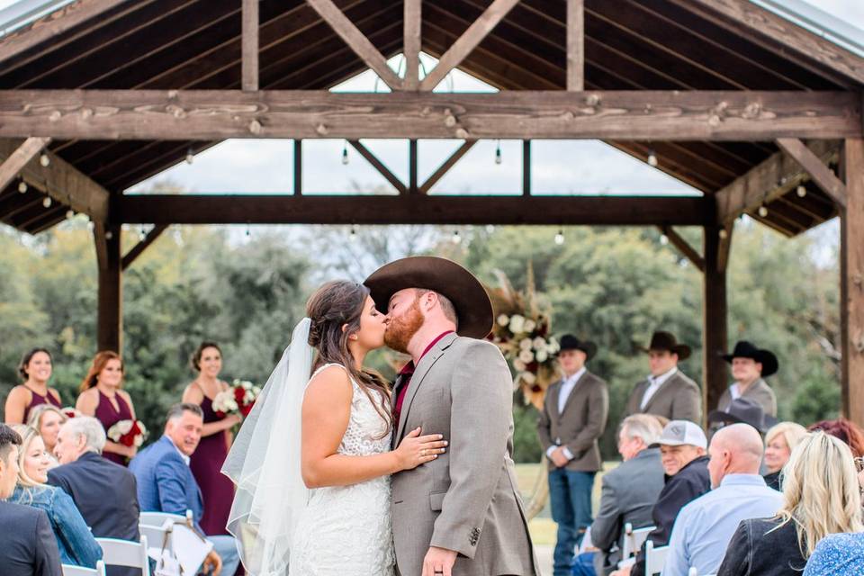 Circle C Barn at Copperas Creek