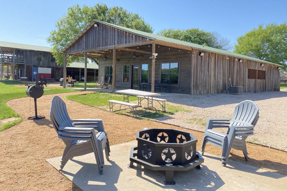 Circle C Barn at Copperas Creek