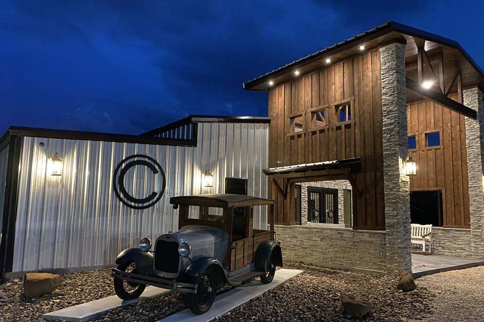 Circle C Barn at Copperas Creek