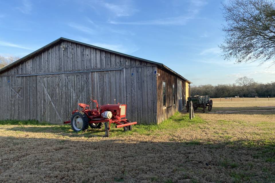 Circle C Barn at Copperas Creek