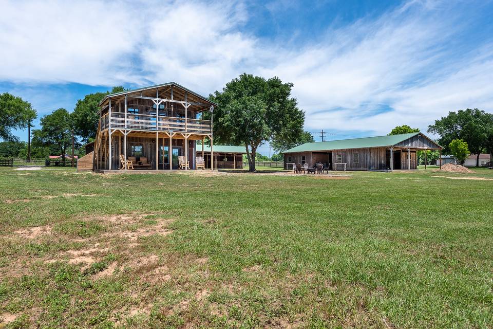 Circle C Barn at Copperas Creek