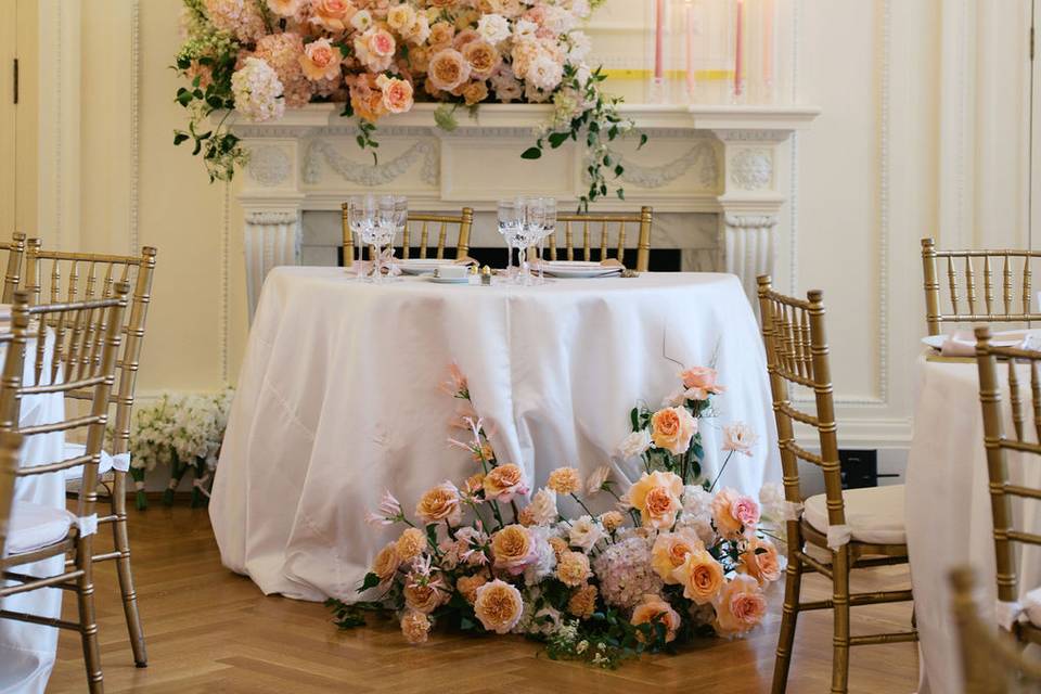 Floral mantle design