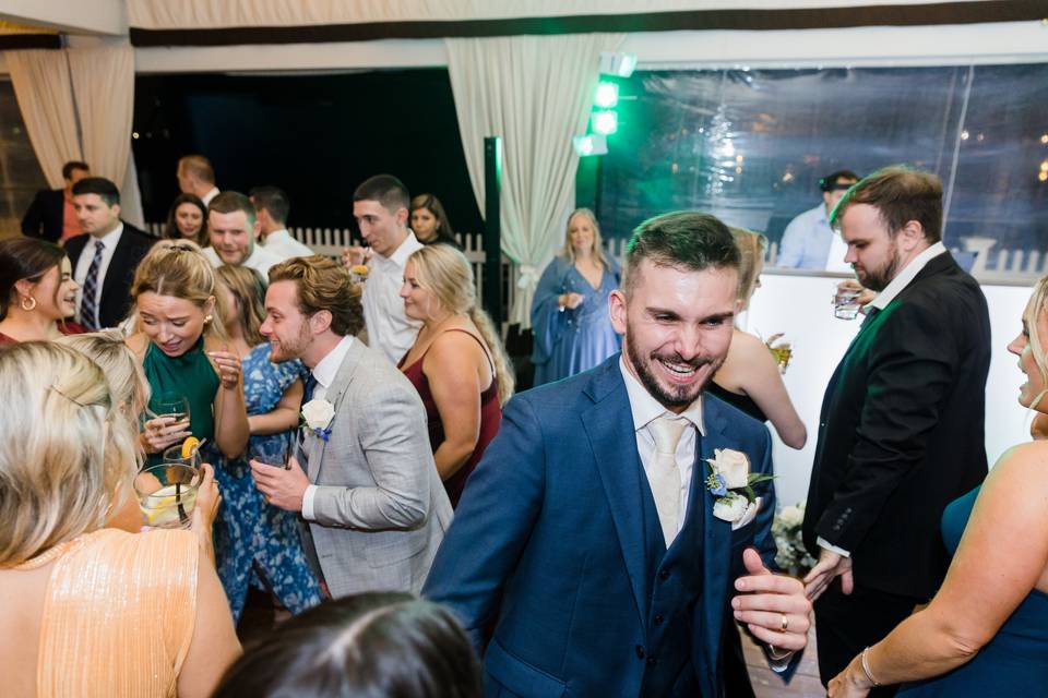 Shane Mercier guests dancing