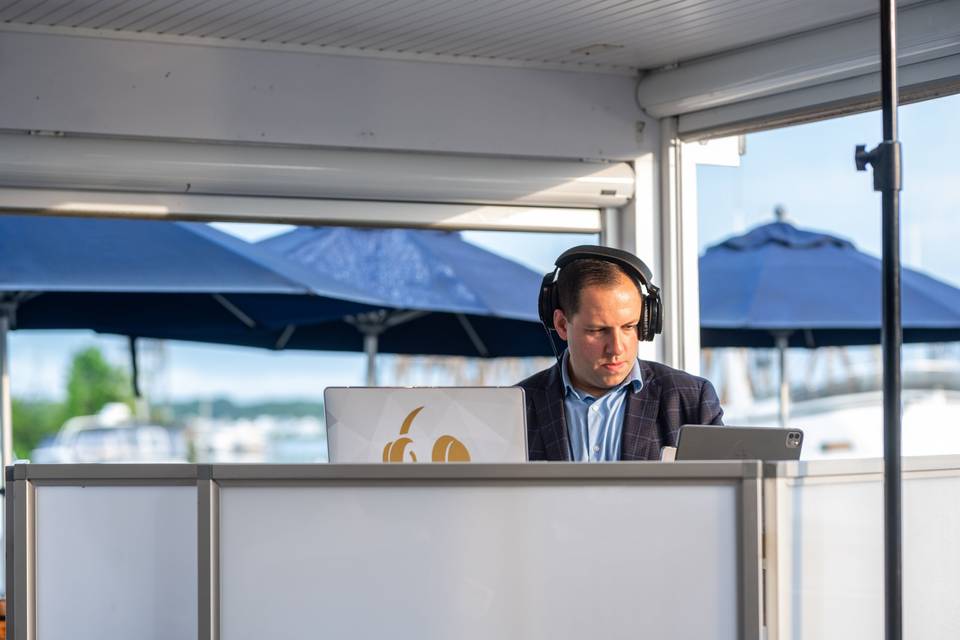 Shane Mercier wedding DJ