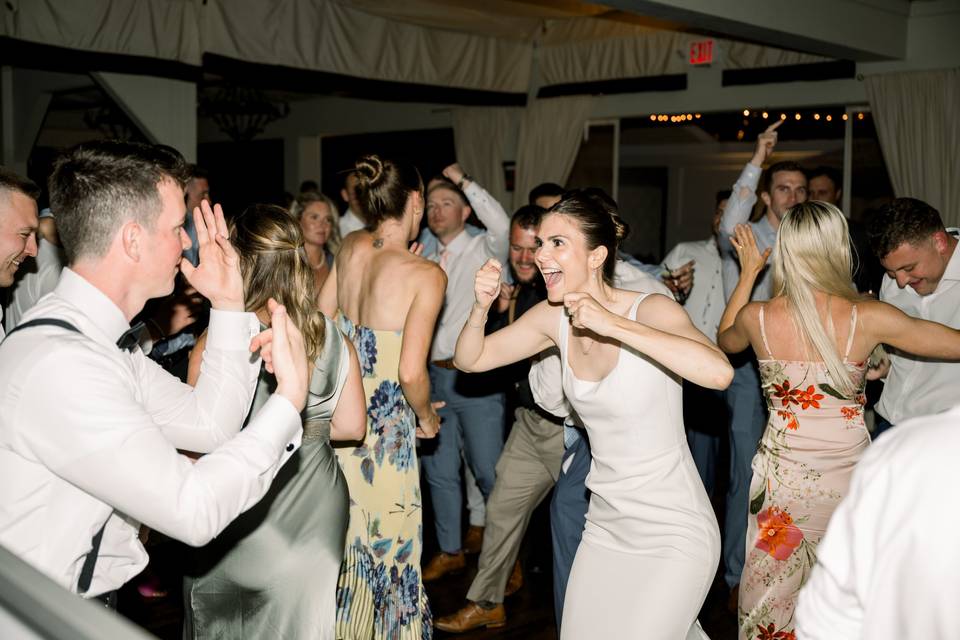 Wedding DJ magic by Mercier