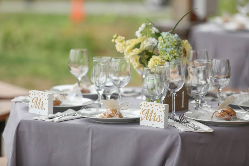 A table setting