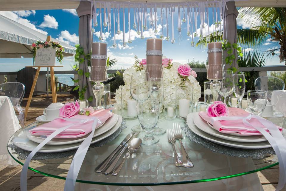 Sweetheart table