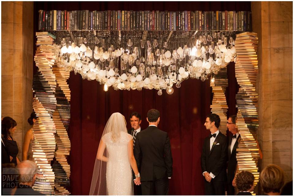 Craig & Jessie got married at the New York Public Library, in one of the most elegant ceremonies I've ever seen.