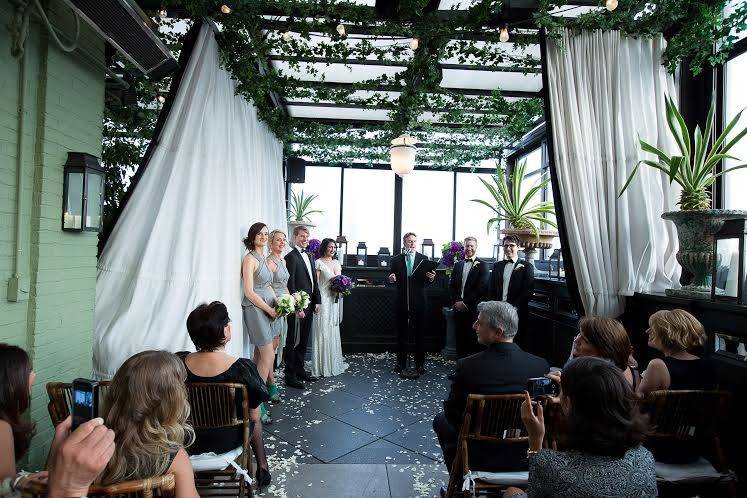 Nicole and Drew got married at the Gramercy Hotel in lower Manhattan. Such a cool place for a wedding, I really hope I get to back there one day.