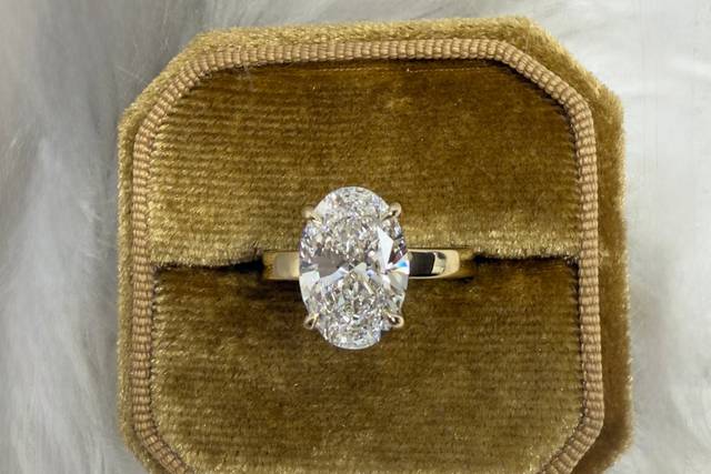 Custom Engagement Ring