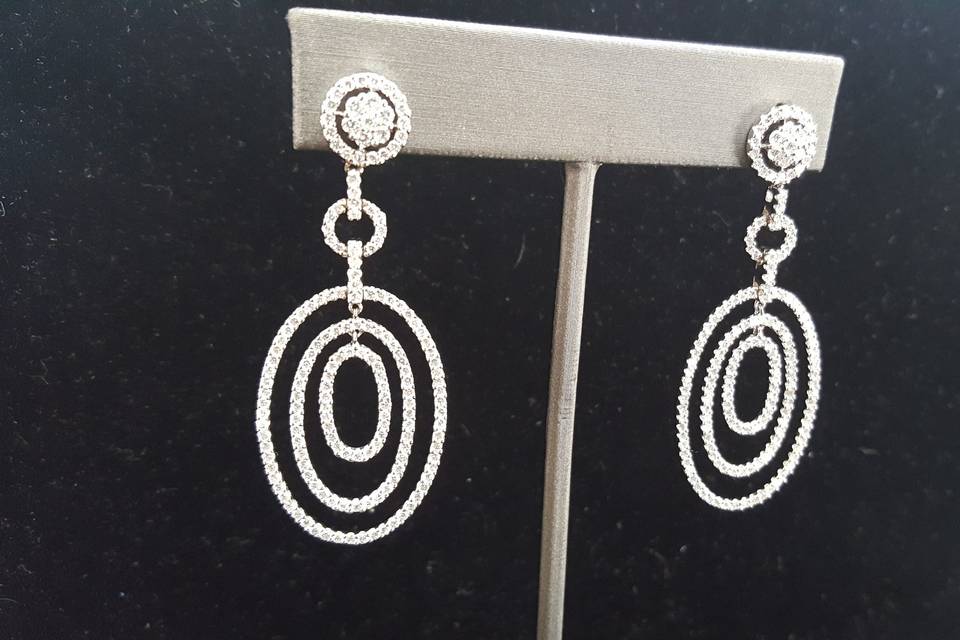 Oval earrings