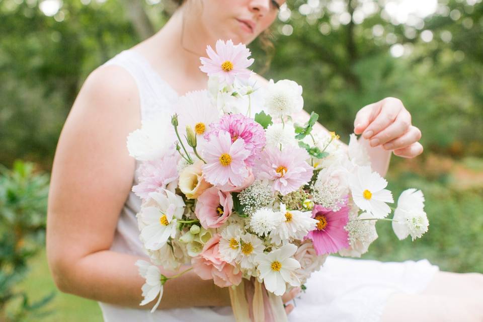 Perfecting the bridal bouquet