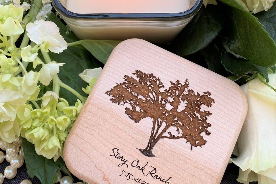 Story Oak Floral