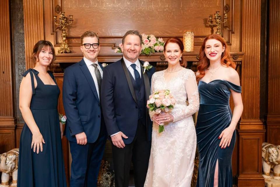 WEDDING FAMILY