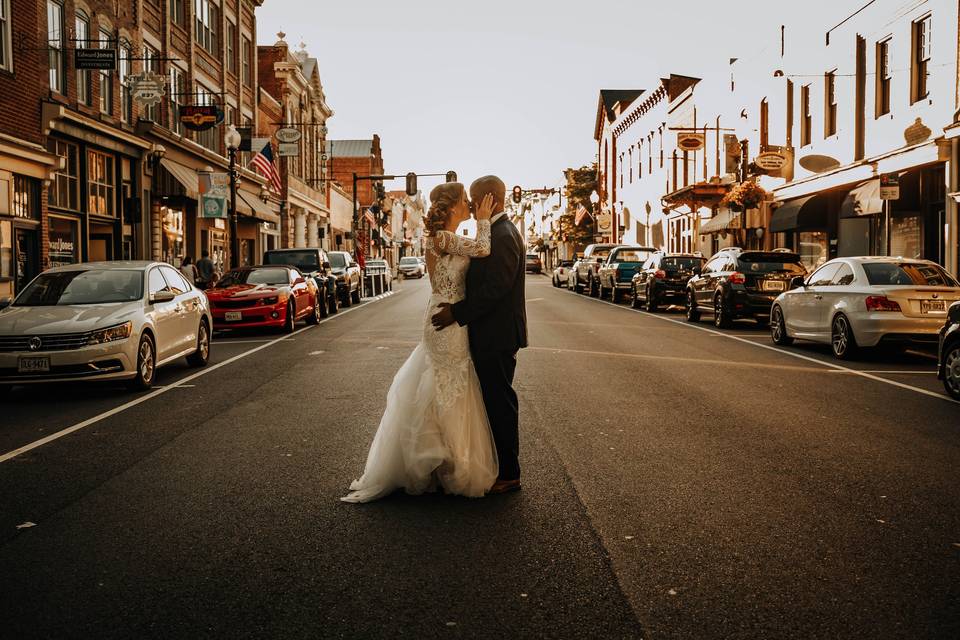 Couple in Downtown Culpeper