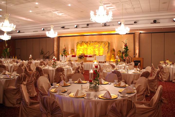 Ballroom and Couple's Setting