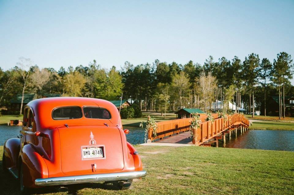 Beaver Creek Plantation Barn & Farm Weddings Twin City, GA
