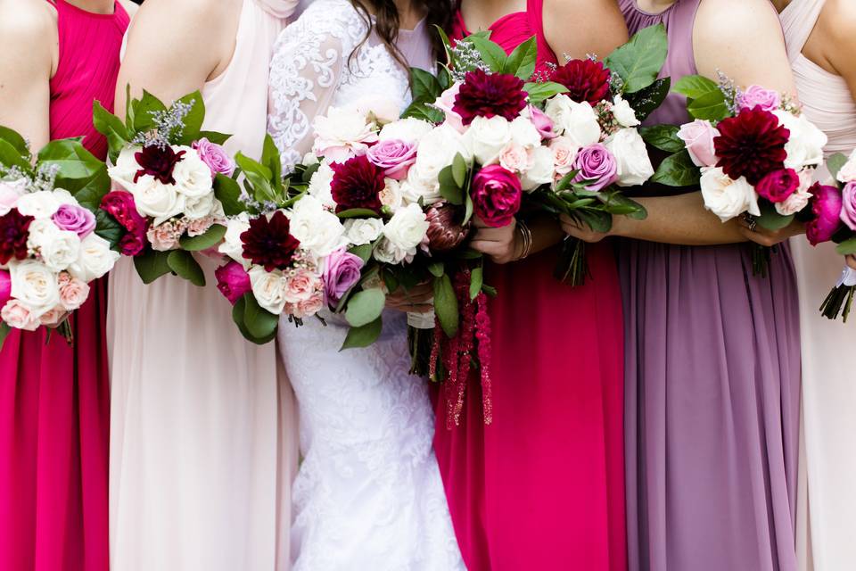 Bride and bridesmaids' flowers