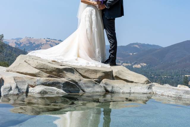 Scenic wedding portrait