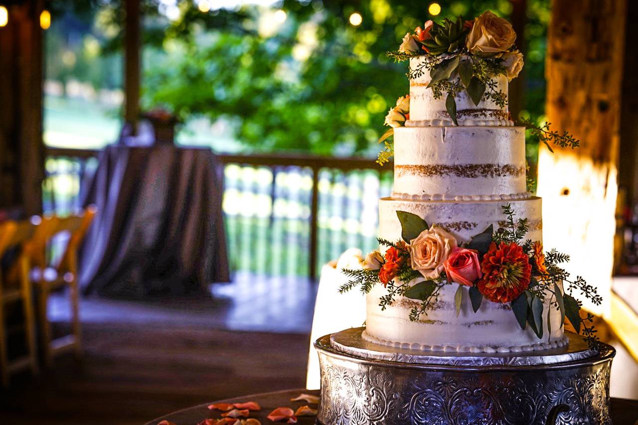 Pinehall at Eisler Farms - Barn & Farm Weddings - Butler, PA - WeddingWire