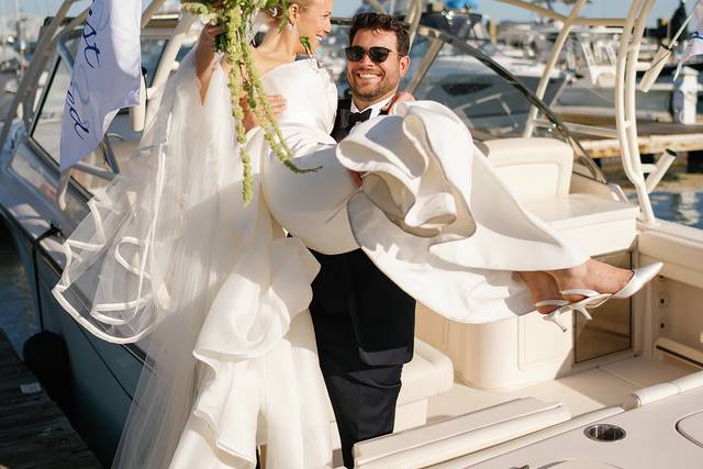 Couple heading to reception