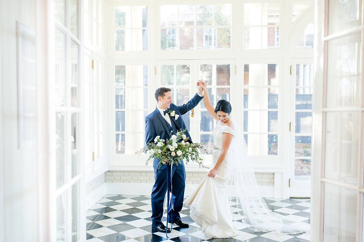 Wedding Dress and Bridal Gowns Shops - WeddingWire