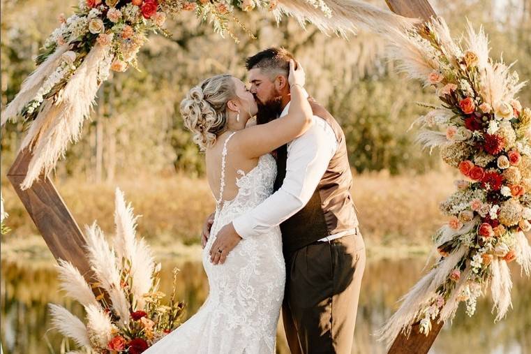 Boho style bouquets