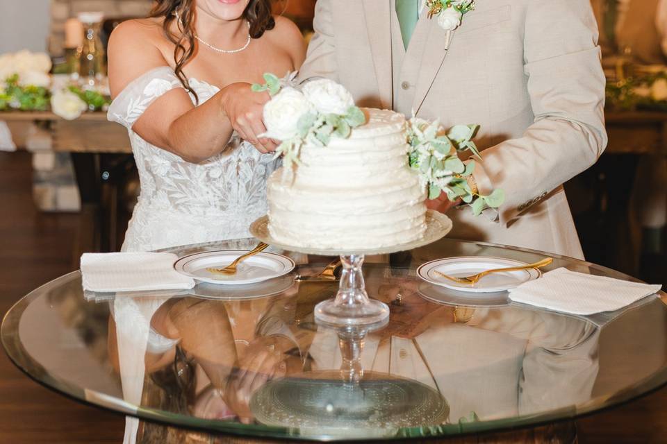 Cake cutting