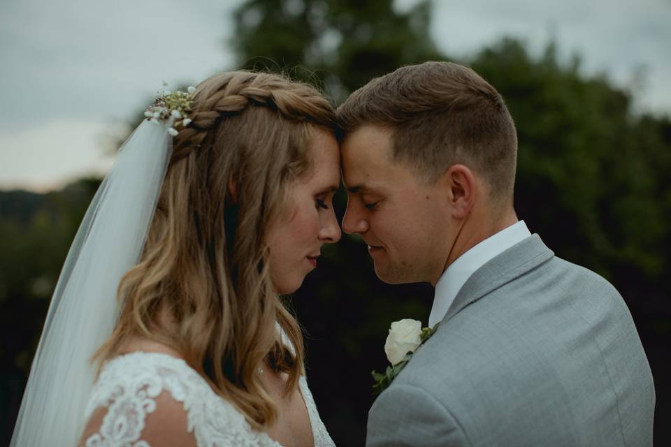 Intimate couple's portraits