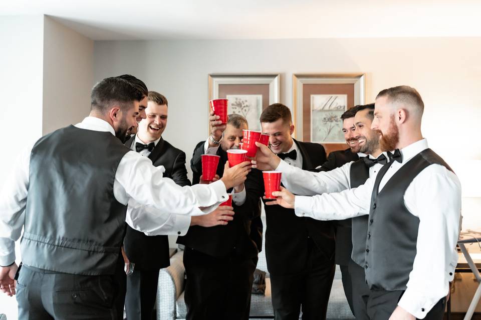 Cheers to the groom!