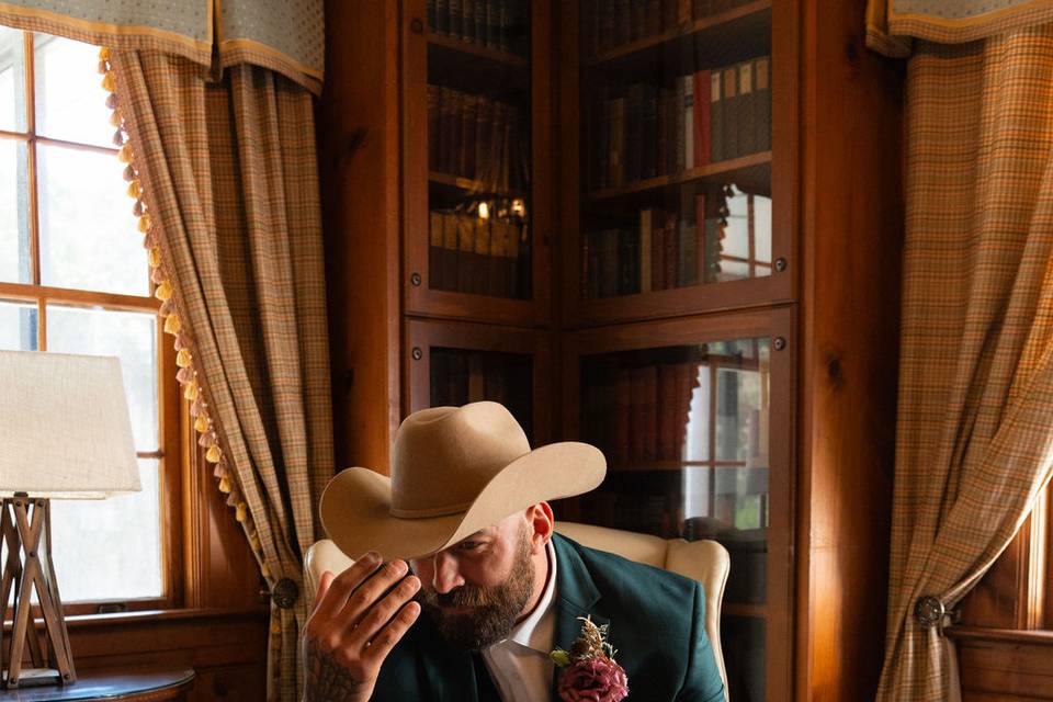 Charleston Groom