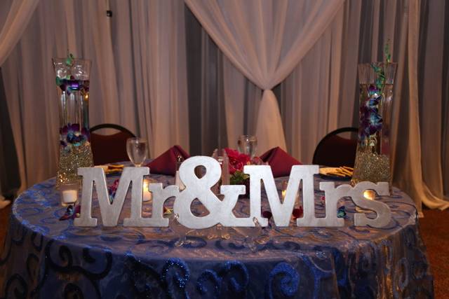 Sweetheart table