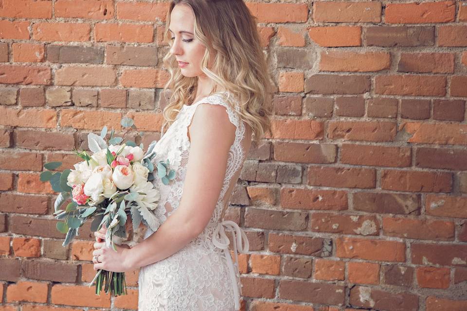 The bride holding her bouquet