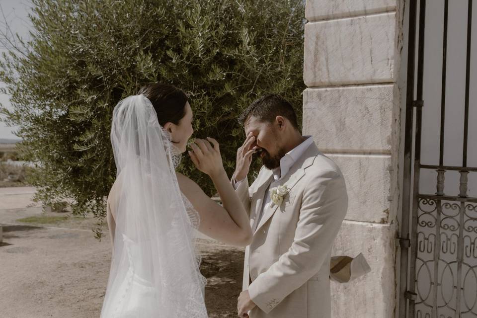 The texture of real moments