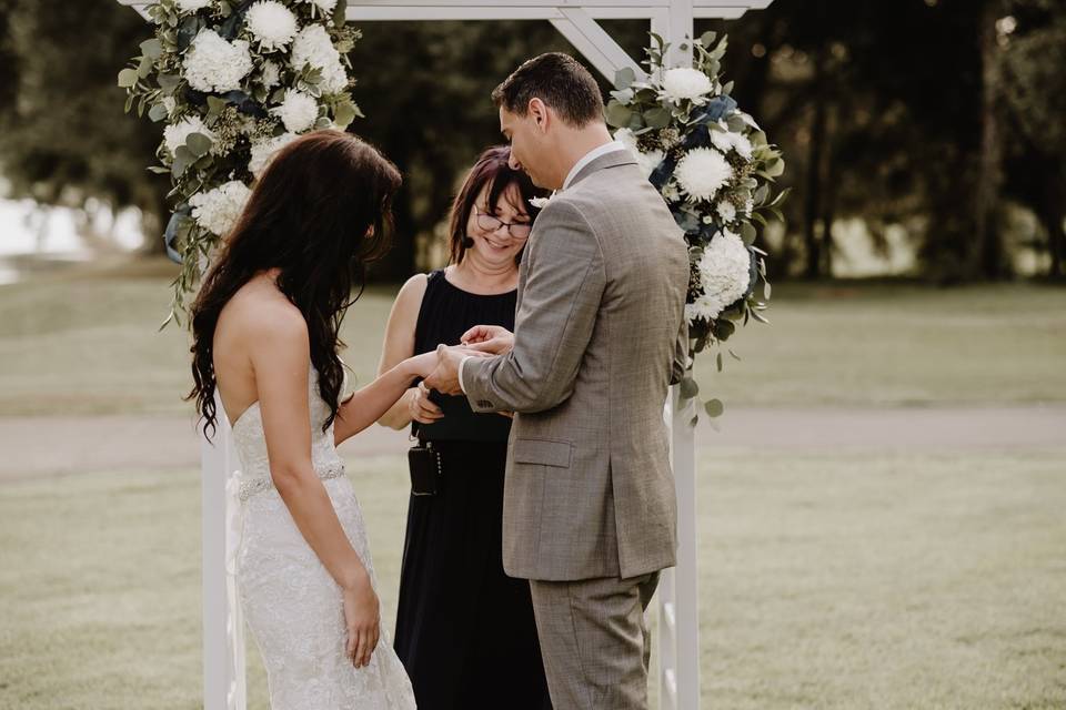 Love Bird Wedding Ceremonies