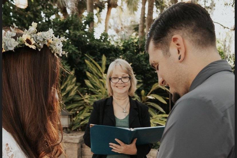 Love Bird Wedding Ceremonies