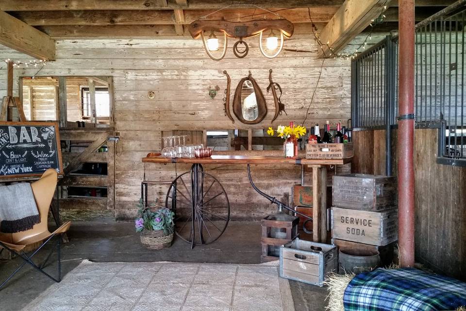 Barn Bar