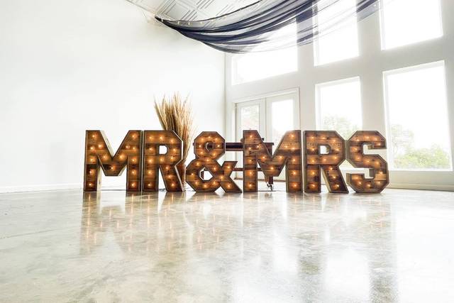 Marquee Letters