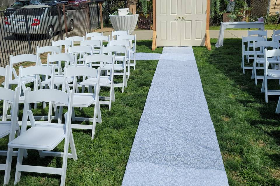 Lovely front yard ceremony