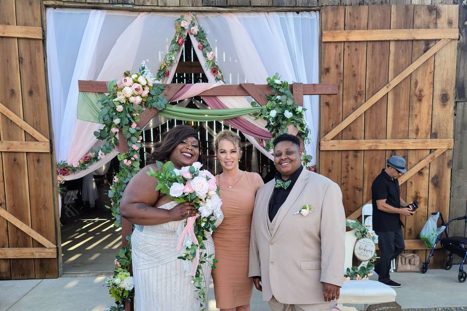 Gorgeous farm ceremony