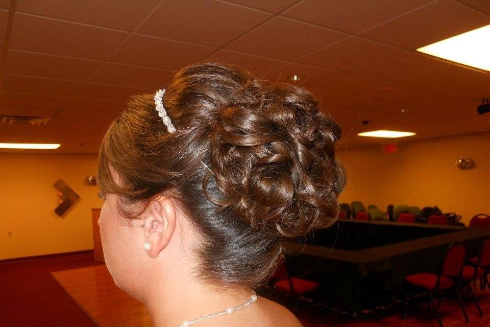 Morgan Oates Hair Studio