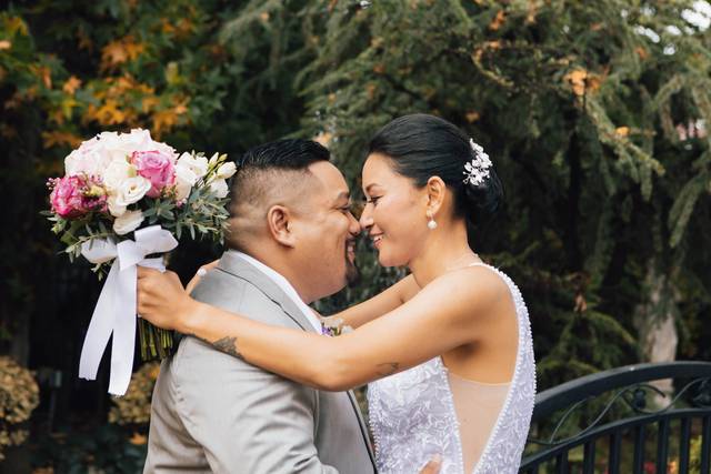 Golden Thread Cinematography