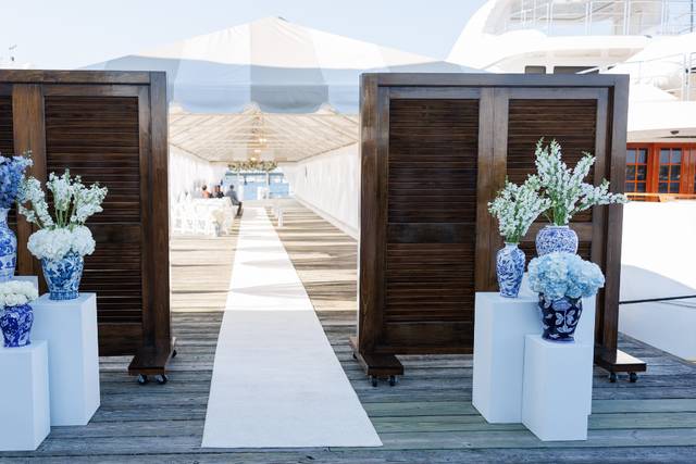 Blue and white details