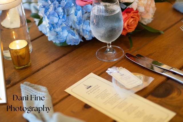 Reception table