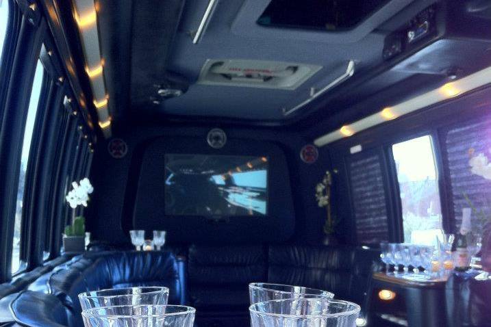 Adonis-Avanti Transportation Service Inc.