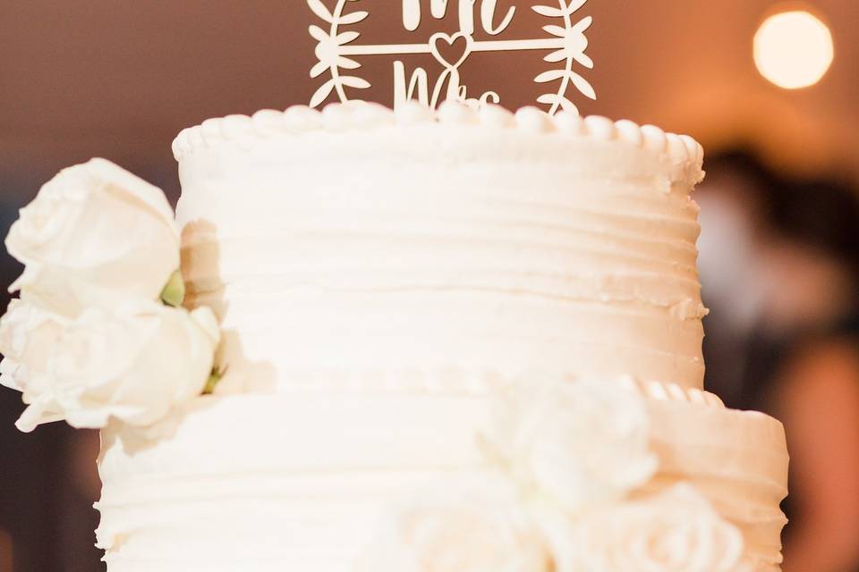 Stunning wedding cake