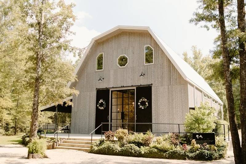 Reception barn