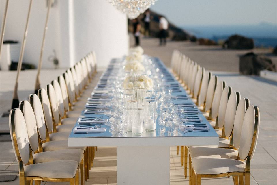 Santorini luxury wedding