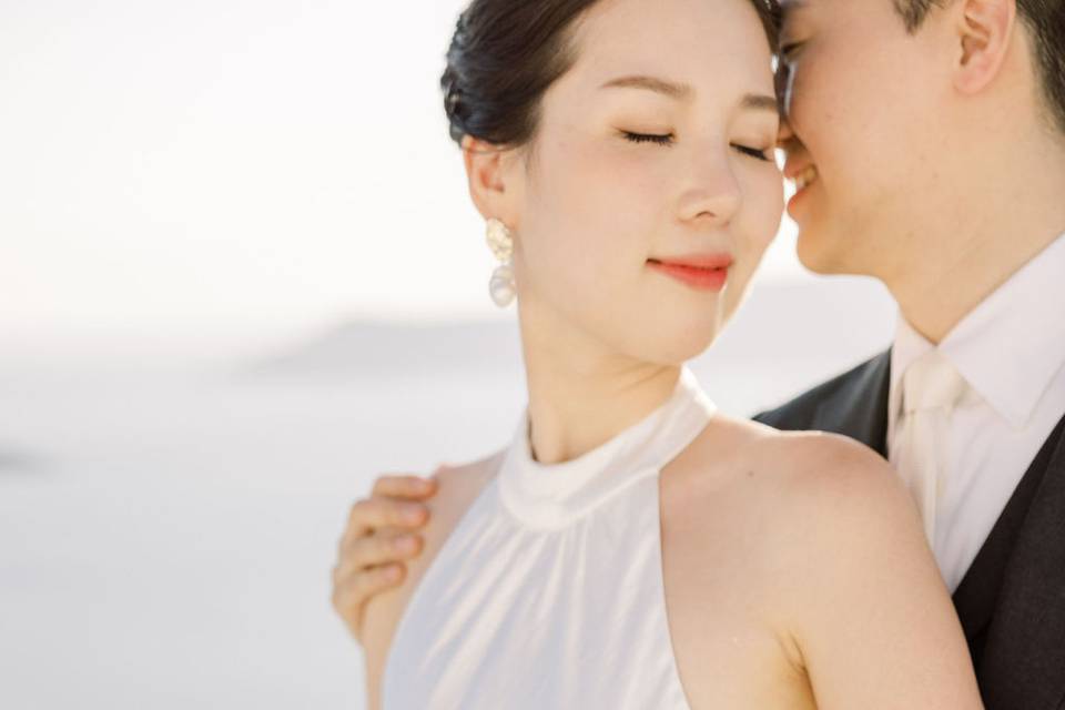 White&Gold Santorini Wedding